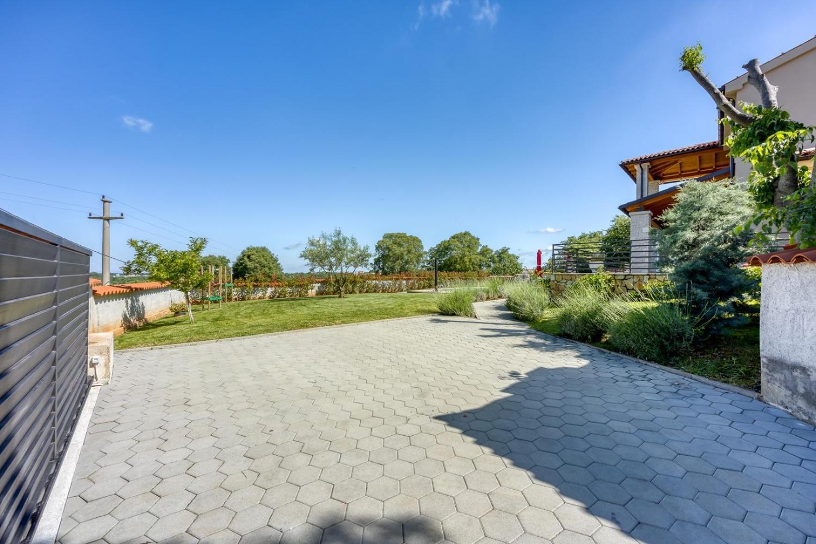 Bellavista Villa *