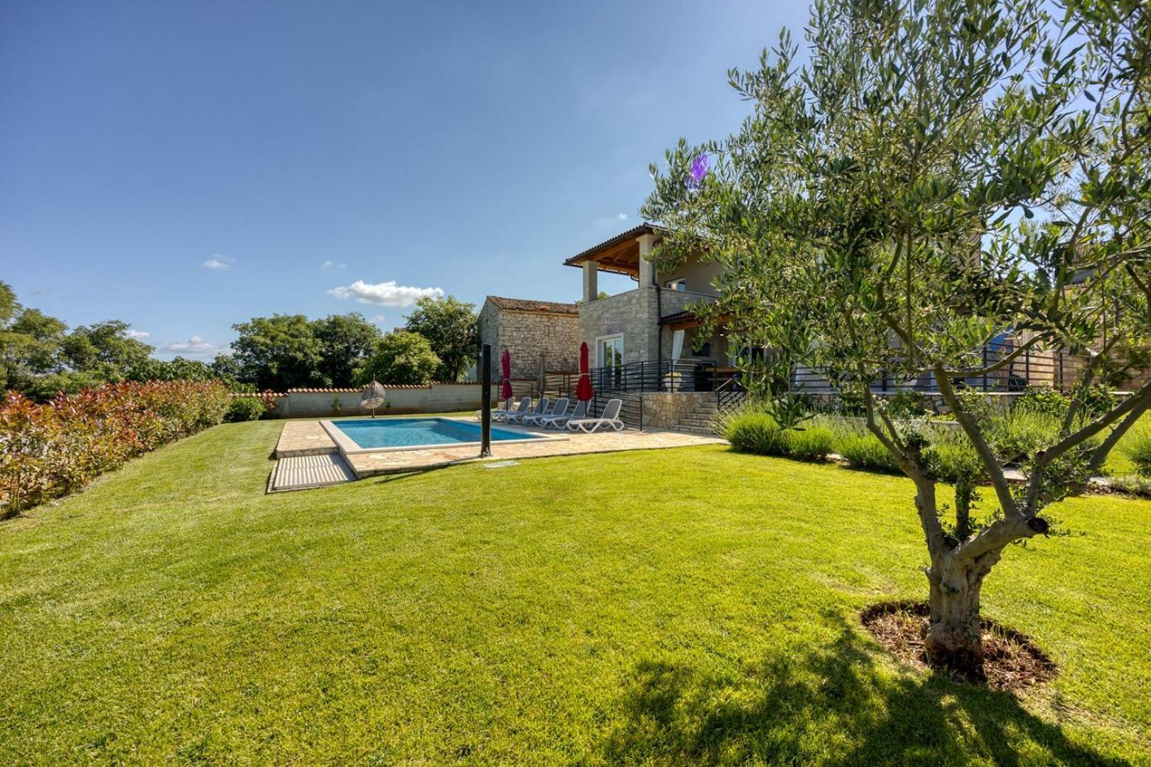 Bellavista Villa *